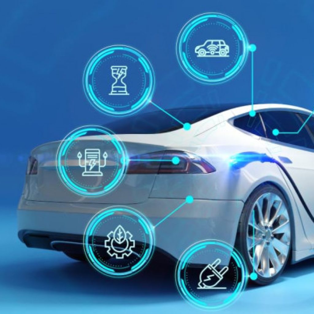 L’Unione Europea ha scelto l’elettrico come unica forma di alimentazione della mobilità sostenibile del futuro, grazie alla sua elevata efficienza (90%), le emissioni di CO2 nulle e il minor total cost of ownership (TCO) rispetto alle altre alternative green. L’imposizione dell’obbligo implicito di interrompere la commercializzazione di ogni tipologia di veicolo non puramente elettrico dal 2035 ha portato l’intera filiera dell’automotive a movimentare enormi capitali per riqualificare le proprie strutture produttive e sviluppare questa nuova tecnologia. Anche il settore pubblico ha mostrato un impegno nel sostenere lo sviluppo della mobilità elettrica attraverso politiche di incentivazione per cittadini e aziende. In particolare, esse si sono concretizzate in sussidi governativi per l’acquisto di auto elettriche. Mentre alcuni paesi, come la Germania, hanno deciso di interromperli, altri, Italia inclusa, li mantengono in modo disomogeneo e incerto. Ad ogni modo, i dati segnalano come questi sussidi non abbiano funzionato nel lanciare la domanda di auto elettriche, rendendo necessarie delle riconsiderazioni sulle strategie da perseguire.